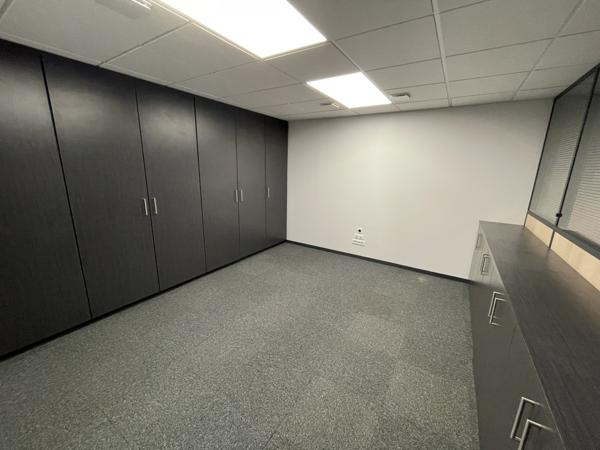 Bureaux à louer à LE PETIT QUEVILLY 76140
