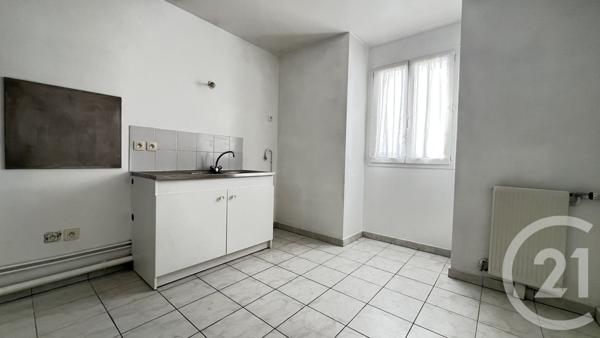 Appartement F4 à vendre  4 pièces - 77,32 m2 BUSSY ST GEORGES - 77