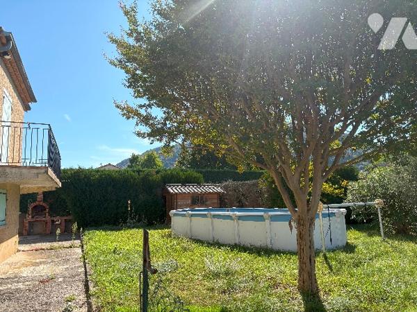 MAUVES une maison de 157m² sur deux niveaux à rénover sur terrain de 760m²