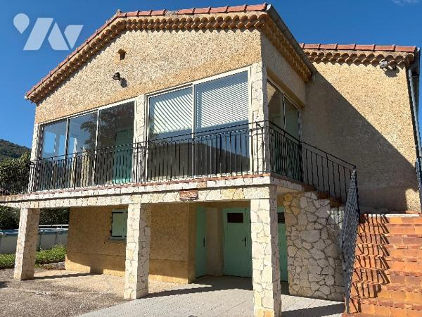 MAUVES une maison de 157m² sur deux niveaux à rénover sur terrain de 760m²