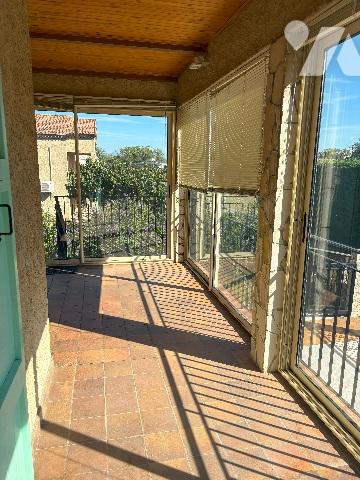 MAUVES une maison de 157m² sur deux niveaux à rénover sur terrain de 760m²