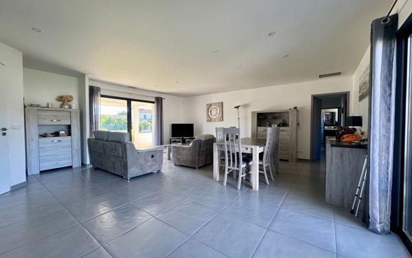 Maison à vendre    4 pièces • 117 m2 Idron