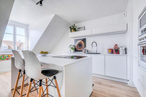 Appartement Bailly Romainvilliers 4 pièce(s) 77 m2