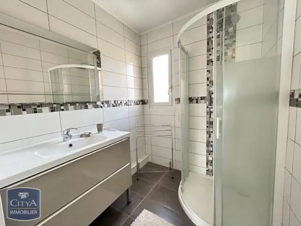 Appartement à louer 3 pièces 67.72m²