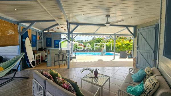 Maison avec piscine et grand espace extérieur – Bois Neuf Le Robert