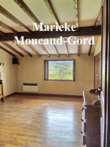 Maison individuelle de 295 m², 6chambres,au coeur d'1.3hectare avec accès à la rivière