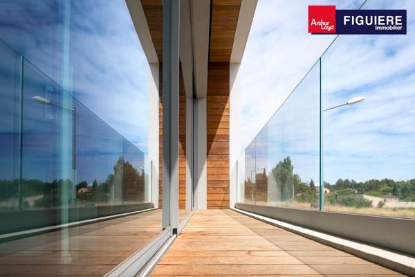 EXCLUSIVITÉ BUREAUX A VENDRE SUR EGUILLES