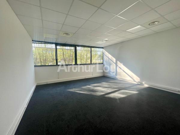 Bureaux lumineux et modulables à louer dans un parc tertiaire d'exception à Lille