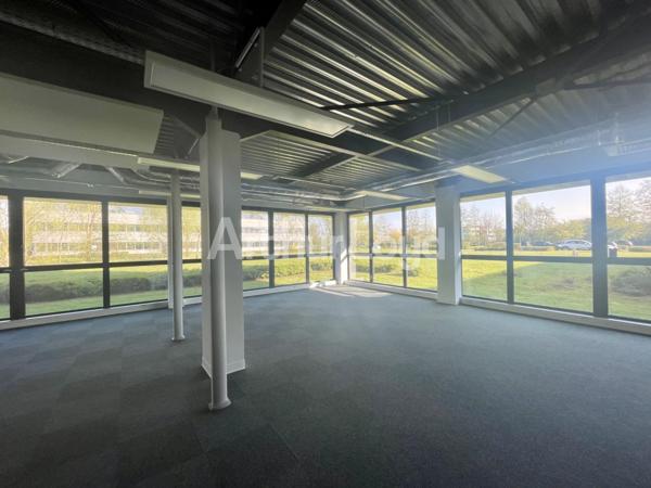 Bureaux lumineux et modulables à louer dans un parc tertiaire d'exception à Lille