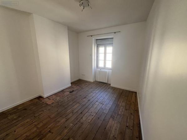 Maison à louer à Lagnieu dans l'Ain (01150), ref : LM1513-01032