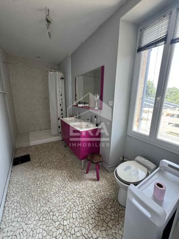 Maison Prignac Et Marcamps 4 pièce(s) 250 m2