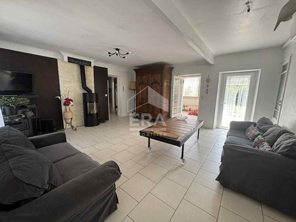 Maison Prignac Et Marcamps 4 pièce(s) 250 m2