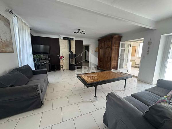 Maison Prignac Et Marcamps 4 pièce(s) 250 m2