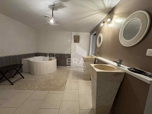 Maison Prignac Et Marcamps 4 pièce(s) 250 m2