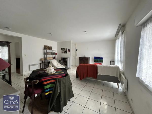 Appartement à vendre 3 pièces 67.43m² Changé (72560)