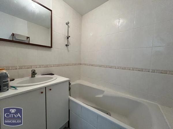 Appartement à vendre 3 pièces 67.43m² Changé (72560)