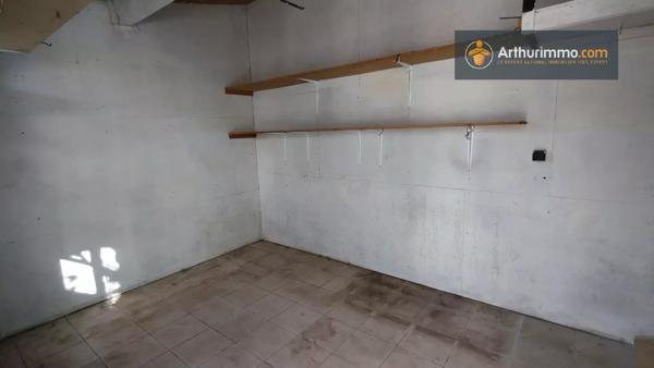 Vente                                                      Maison
                        
                     4 pièces                      100 m2                     à L'Aiguillon