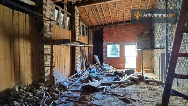 Vente                                                      Maison
                        
                     4 pièces                      100 m2                     à L'Aiguillon