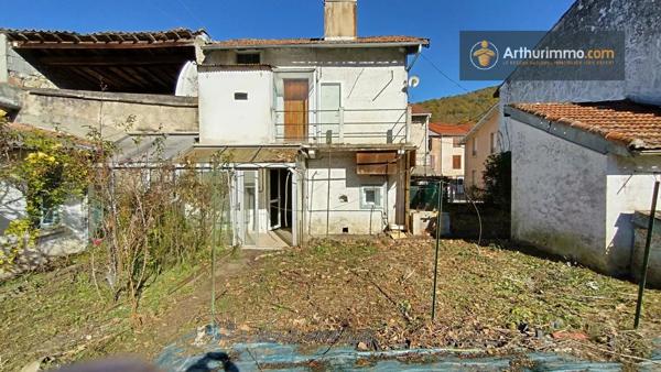 Vente                                                      Maison
                        
                     4 pièces                      100 m2                     à L'Aiguillon