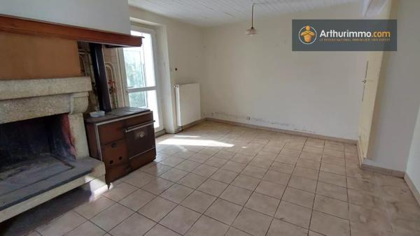 Vente                                                      Maison
                        
                     4 pièces                      100 m2                     à L'Aiguillon