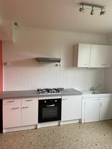 Maison à louer    5 pièces •  Cosne-Cours-sur-Loire