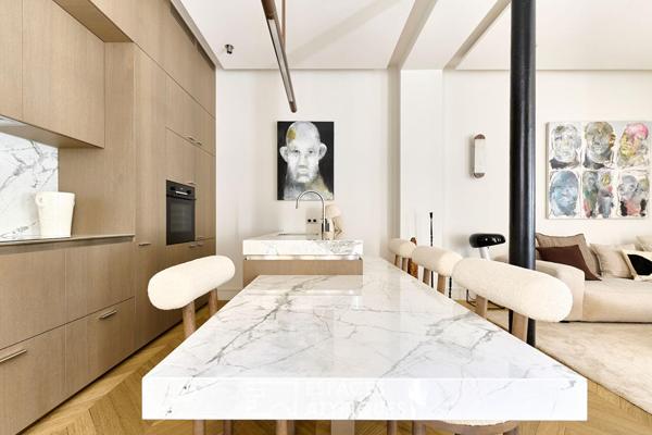 Atelier réinventé avec terrasse à Goncourt