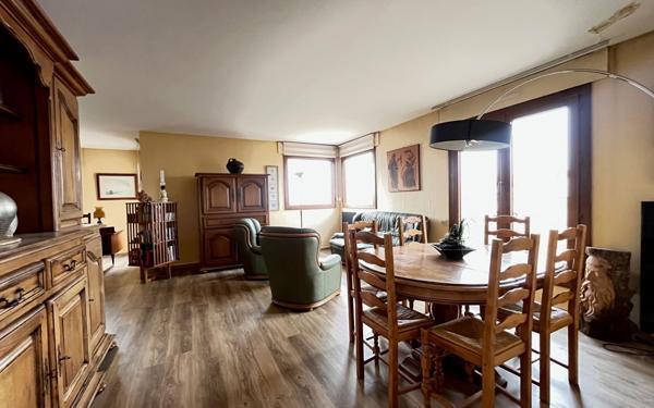 Appartement à vendre    3 pièces • 103,01 m2 Chelles