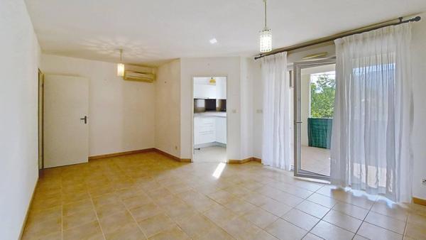 Appartement Moderne à Prades avec Piscine