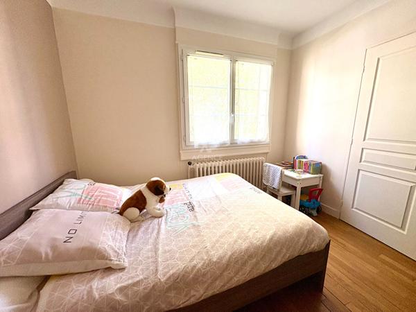 Maison 6 pièce(s) 95 m2 434 900 € **  - Référence  8330