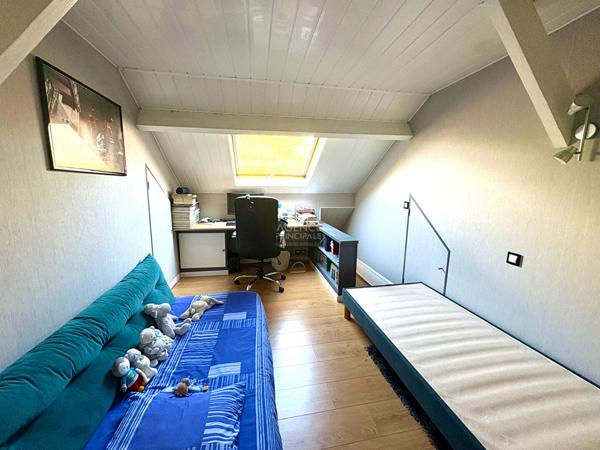 Maison 6 pièce(s) 95 m2 434 900 € **  - Référence  8330