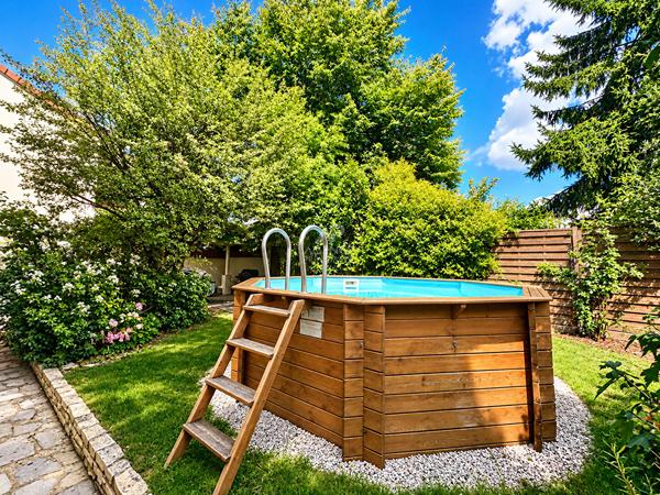 Maison 6 pièce(s) 95 m2 434 900 € **  - Référence  8330