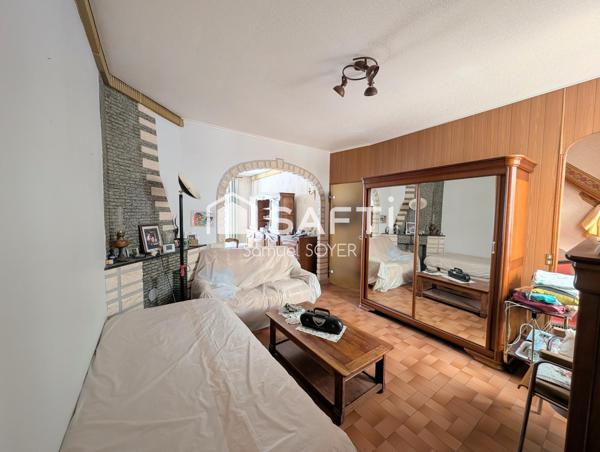 MAISON, DEPENDANCES, JARDIN, GRENIER AMENAGEABLE