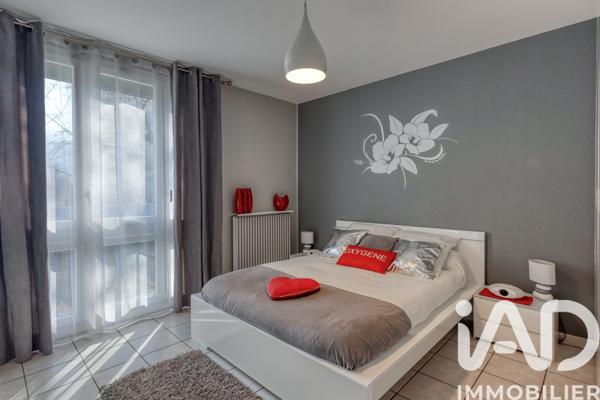 Appartement à vendre 5 pièces 105 m² Saint-Martin-d'Hères