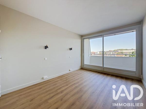 Location appartement 3 pièces 77 m² Épernay