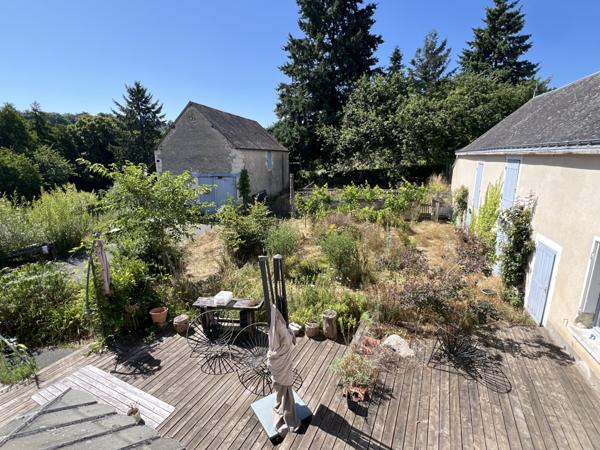 Azay-le-Rideau (37190) Maison de campagne en pierres