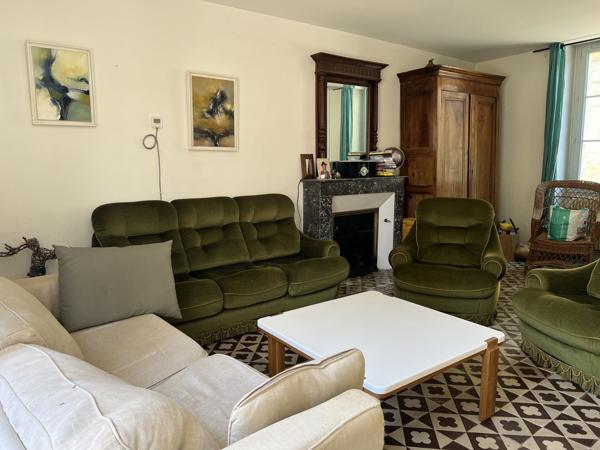 Azay-le-Rideau (37190) Maison de campagne en pierres