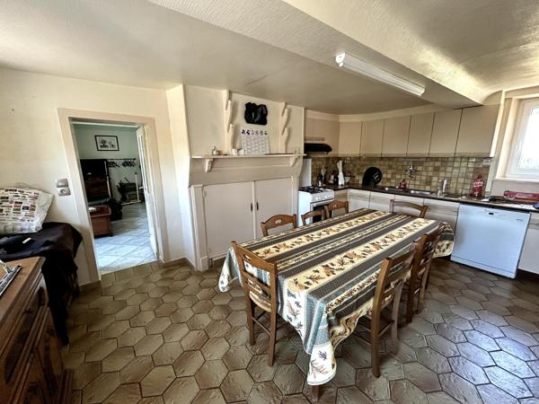 Maison en pierre – 16 505 m² de terrain – Cadre champêtre exceptionnel