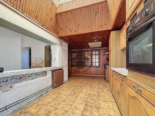 Vente Maison 5 pièces 112 m2 à Saint-Quentin