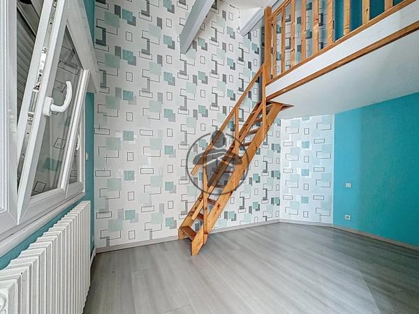 Vente Maison 5 pièces 112 m2 à Saint-Quentin