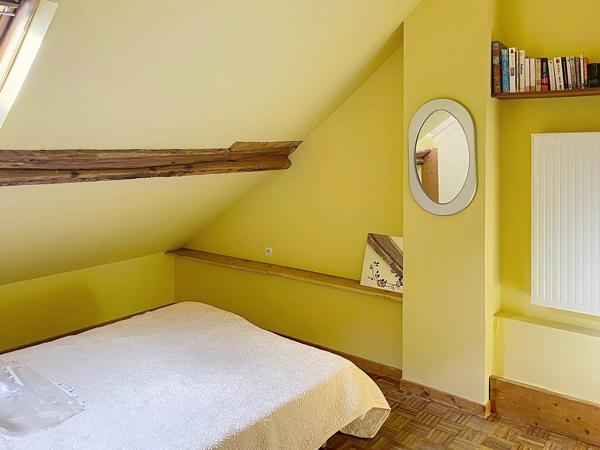 Vente                                                      Maison de ville
                        
                     4 pièces                      70 m2                     à Laon