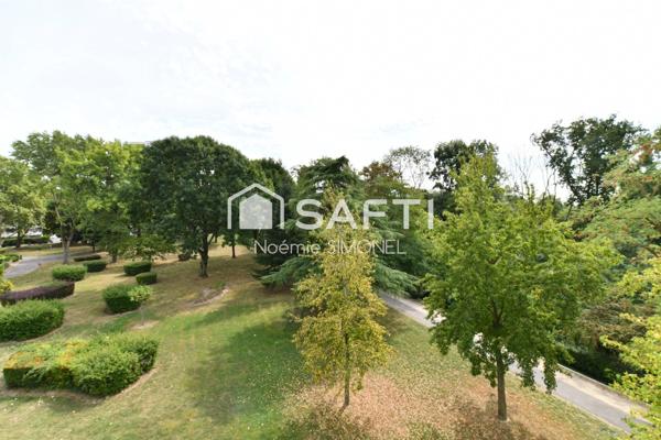 Bel appartement avec vue imprenable sur la plaine de BALIZY! Ravalement récemment executé!