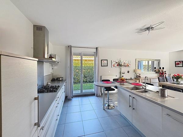 Maison de plain-pied, individuelle de type 4, avec garage,secteur Lac de Rabaudy