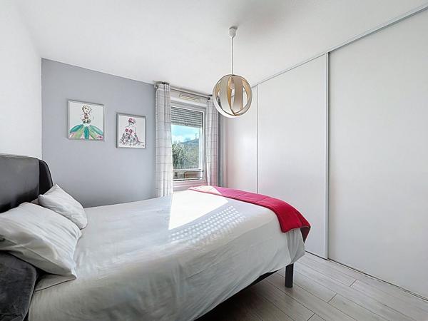 Maison de plain-pied, individuelle de type 4, avec garage,secteur Lac de Rabaudy