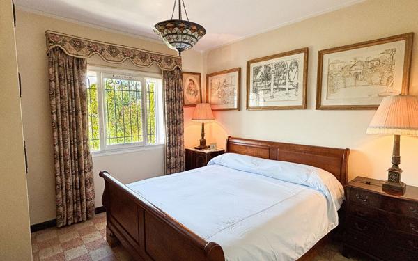 Maison à vendre    5 pièces • 193 m2 Cannes