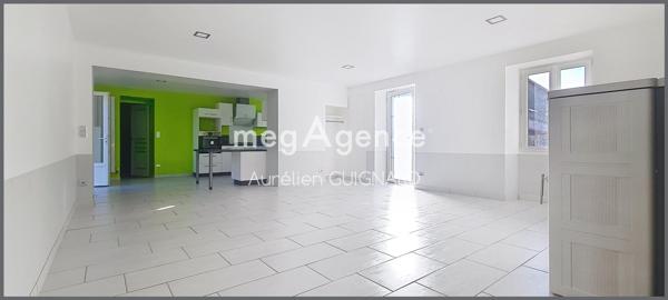 Maison à Bressuire, 79300 - 8 pièces 108m²