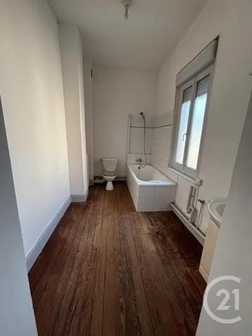 Maison à vendre  6 pièces - 140 m 2   ST QUENTIN  - 02