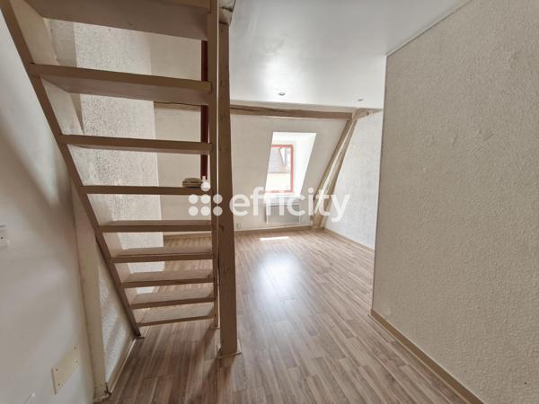 Appartement
         1 pièce
        - 30 m² Exclusivité 65 000 € *