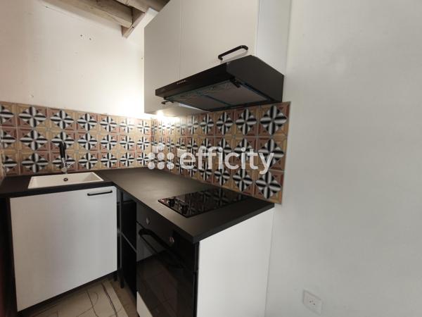 Appartement
         1 pièce
        - 30 m² Exclusivité 65 000 € *
