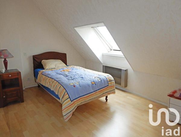 Maison de village 7 pièces de 115 m² à Suèvres (41500)