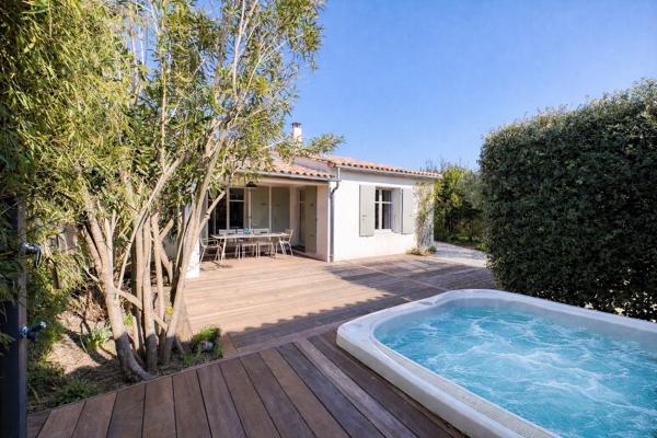 Vente Maison de luxe Sainte-Marie-de-Ré 7 Pièces 150 m²